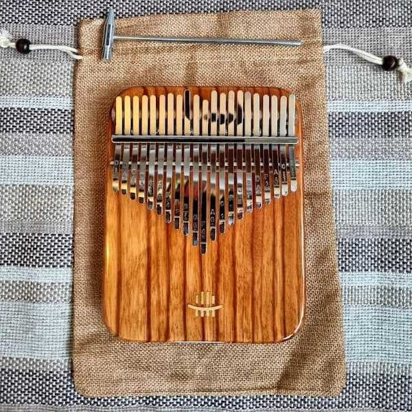 kalimba-hluru-21-notes-pro-without-resonator-from-wood2